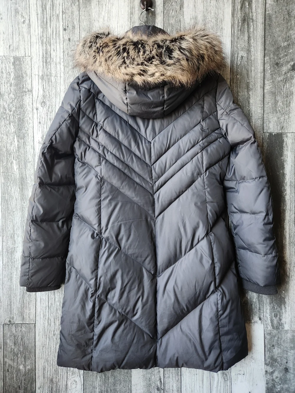 London Fog Chevron Goose Down Feather Puffer Wnter Coat Grey Faux Fur Small - Picture 6 of 10